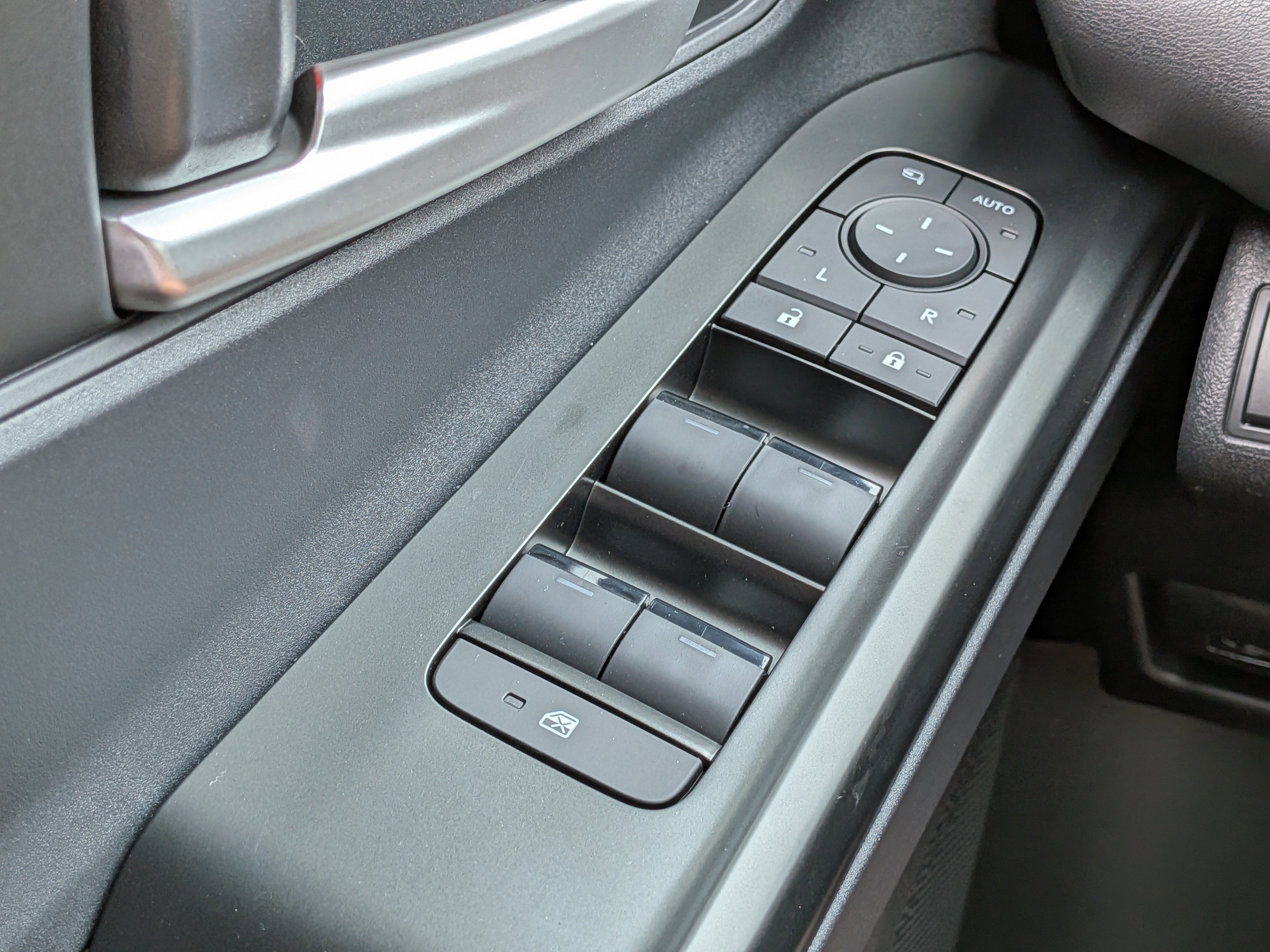 New 2026 Subaru Uncharted AWD image 23