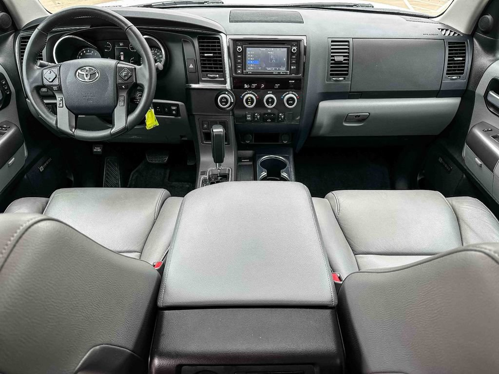 Used 2018 Toyota Sequoia Limited w/ Safety & Convenience Package RWD image 11