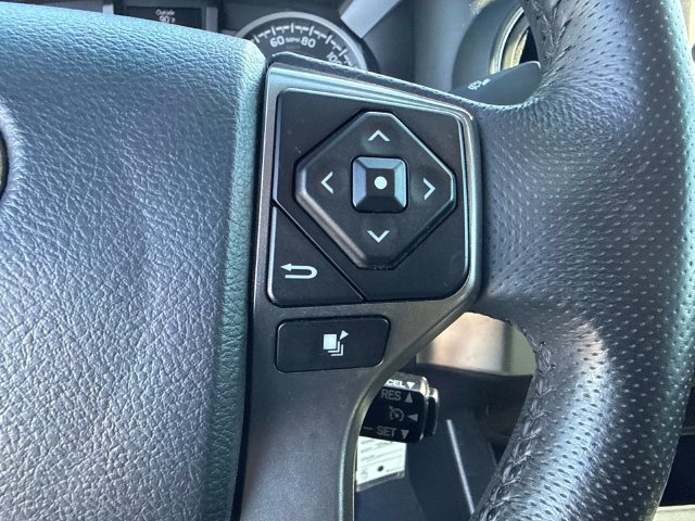 Used 2017 Toyota Tacoma SR5 w/ Tow Package RWD image 27
