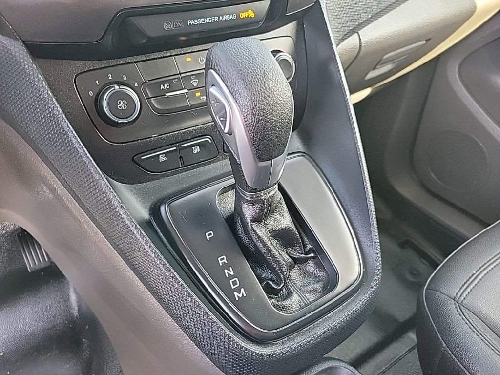 Used 2022 Ford Transit Connect XL image 16