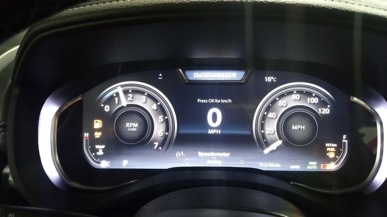 New 2026 RAM 1500 Laramie AWD/4WD image 15