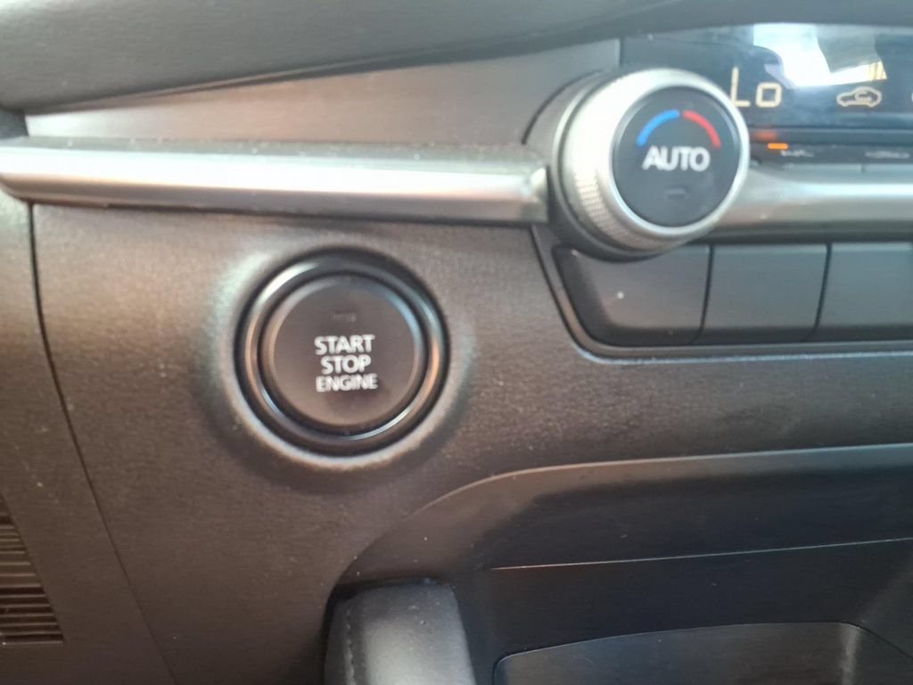 Used 2025 MAZDA MAZDA3 s Sport FWD image 24