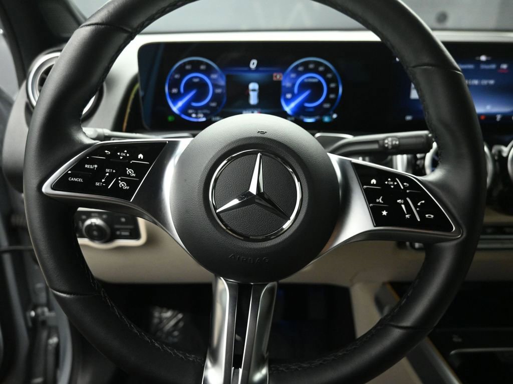 Used 2024 Mercedes-Benz EQB 300 4MATIC w/ Winter Package image 15