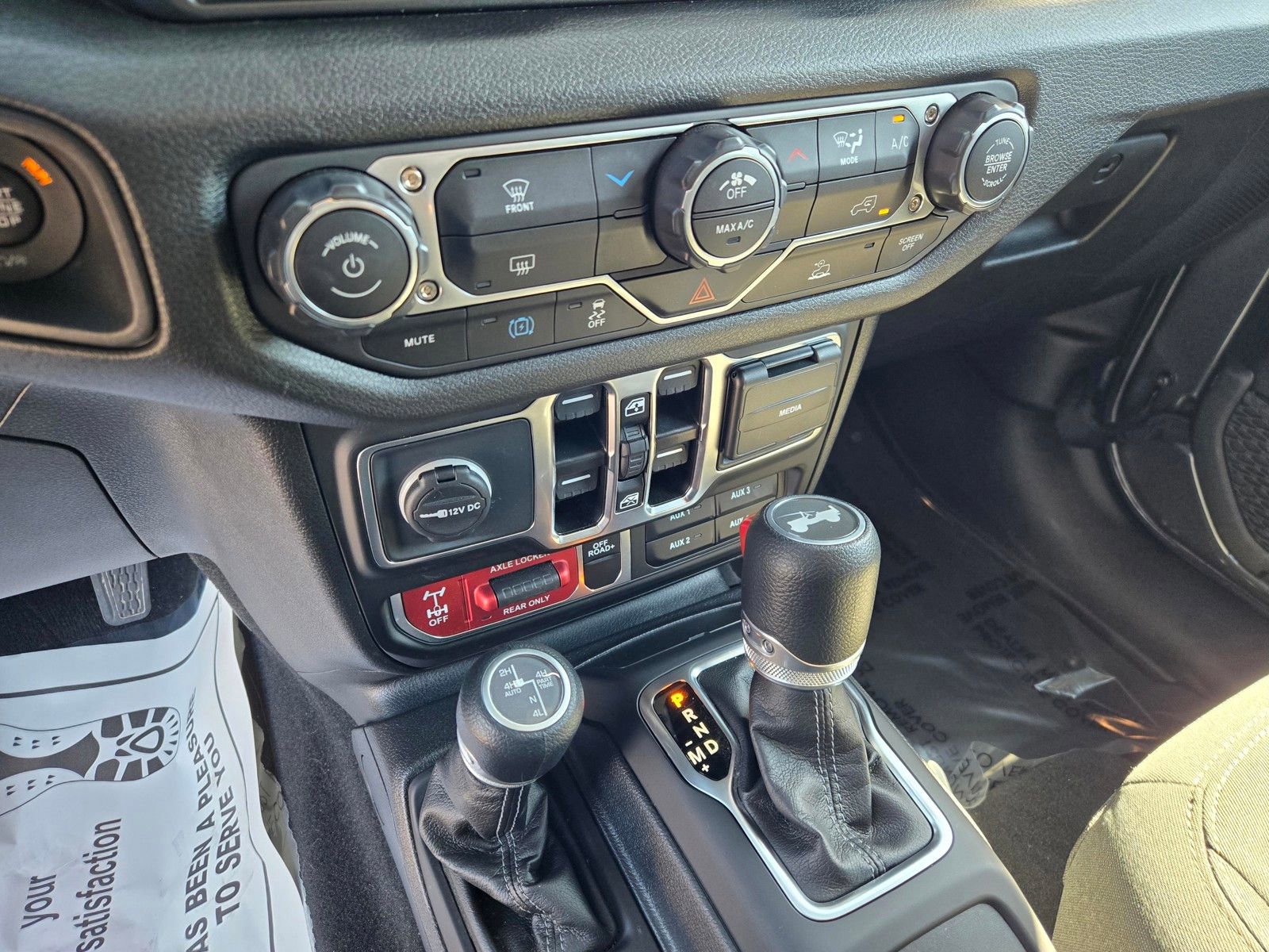 Used 2025 Jeep Wrangler Unlimited Sport S 4xe image 18