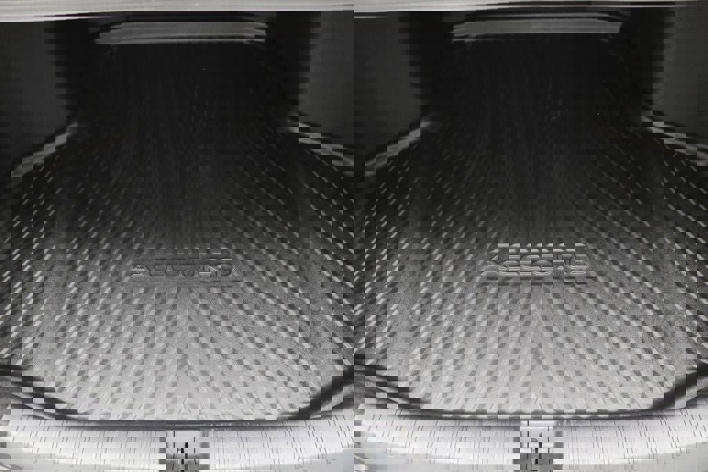 Used 2025 Honda Accord SE image 29