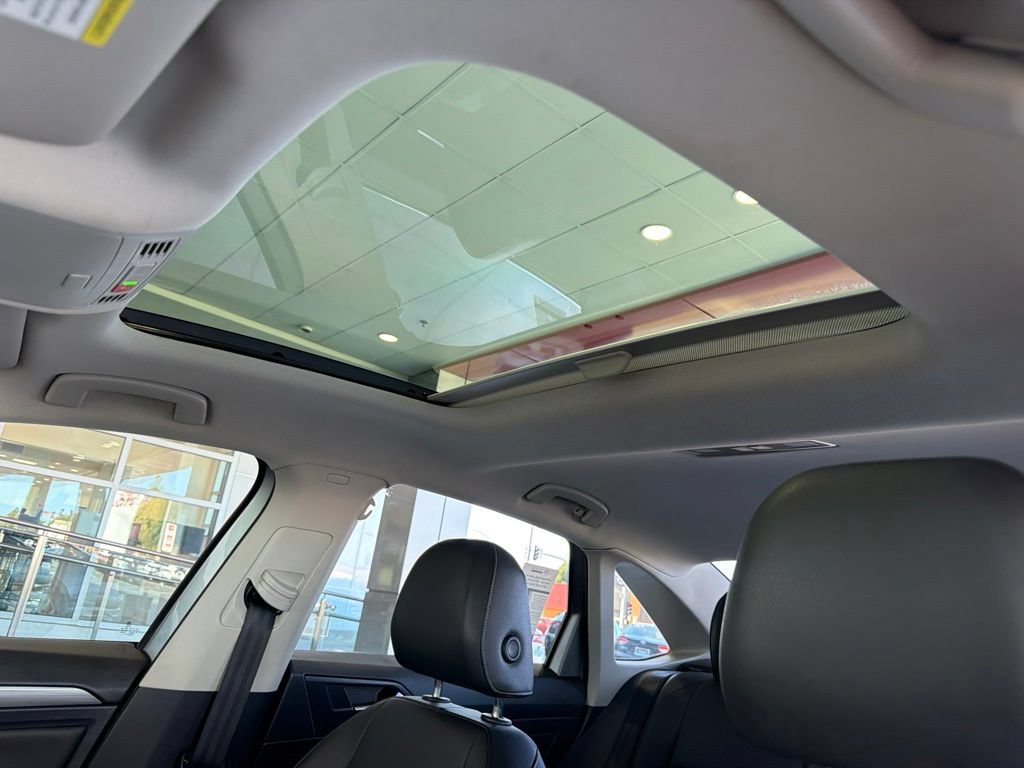 Used 2020 Volkswagen Jetta SEL FWD image 21