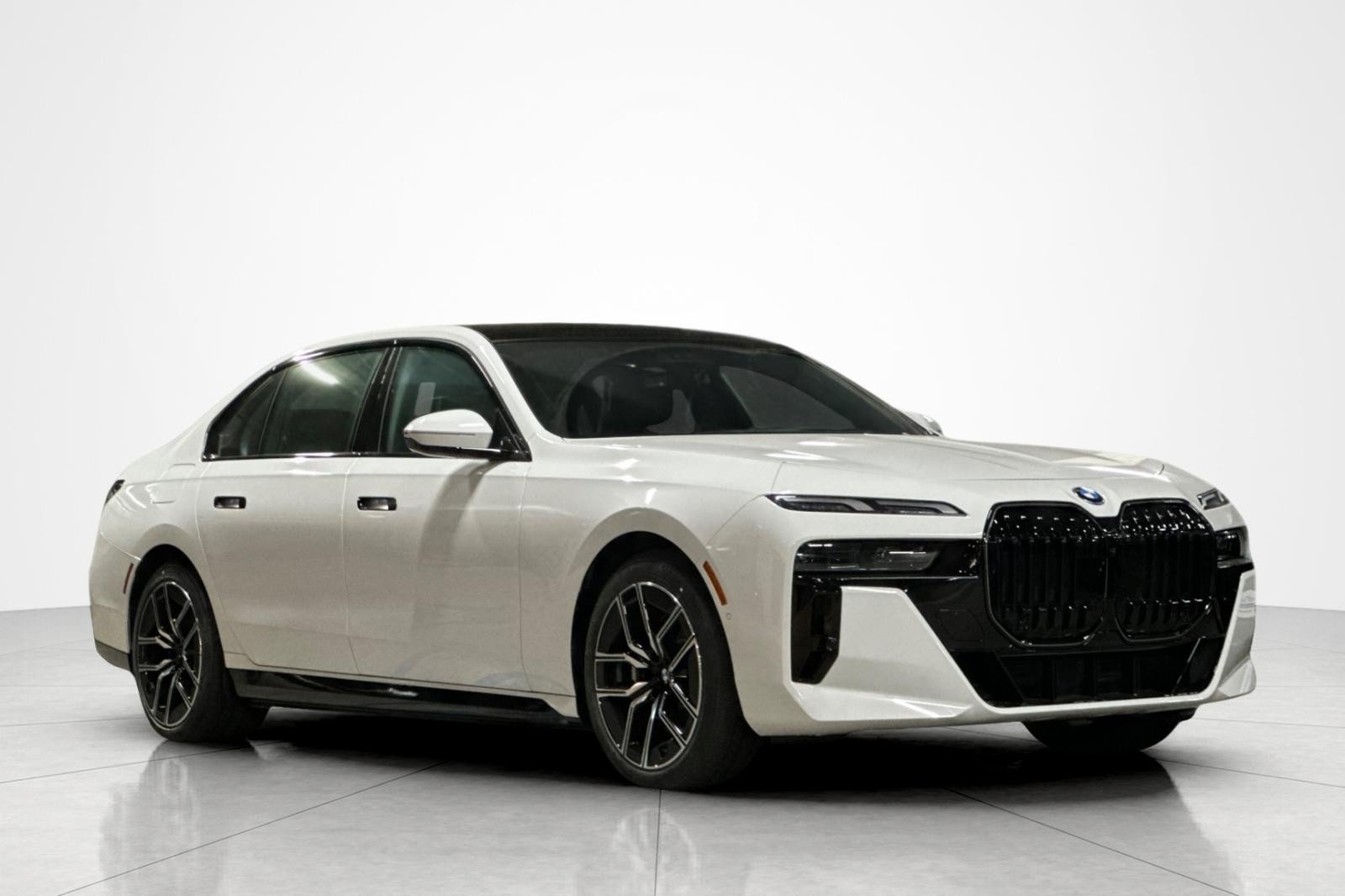 New 2026 BMW i7 xDrive60 AWD/4WD image 7