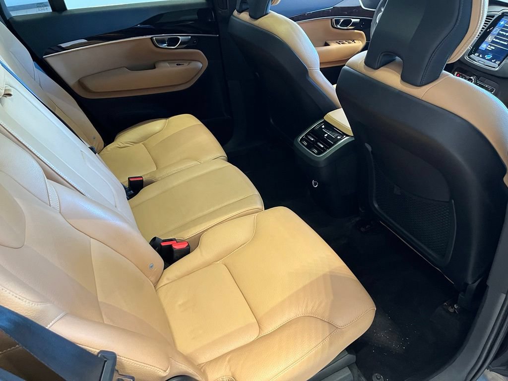 Used 2019 Volvo XC90 T6 Momentum w/ Protection Package AWD/4WD image 36
