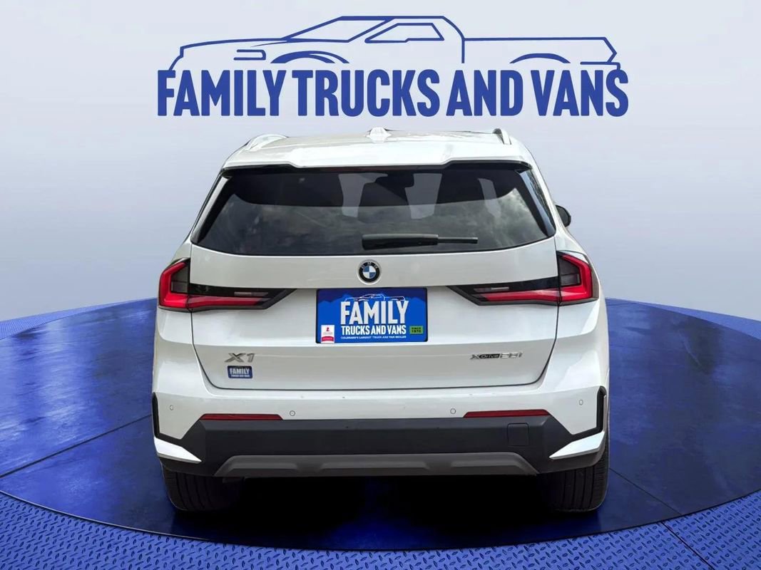 Used 2023 BMW X1 xDrive28i image 4