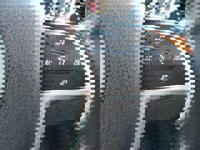 Used 2014 Jeep Cherokee Limited w/ Luxury Group image 24