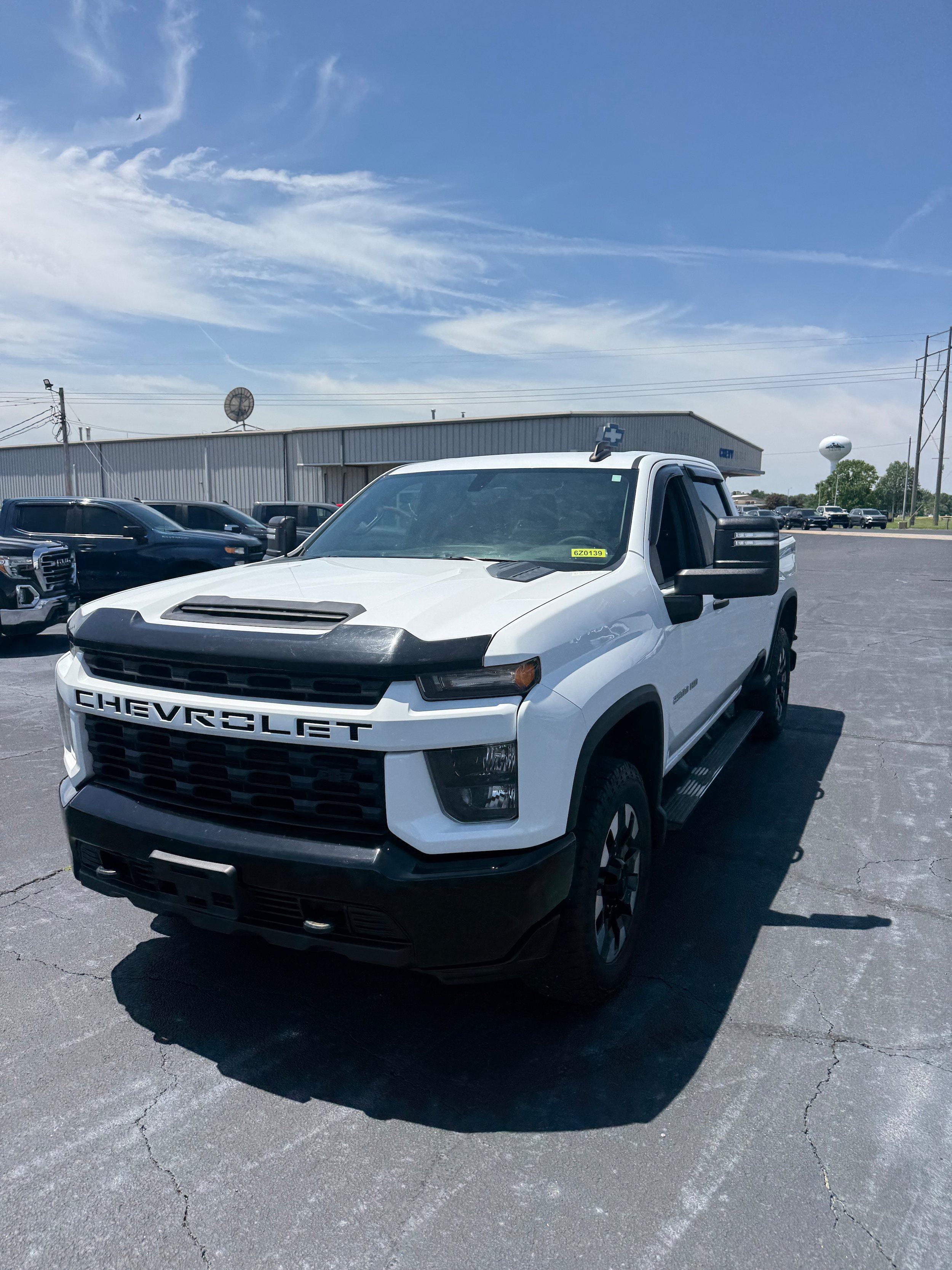 Used 2020 Chevrolet Silverado 2500 Custom w/ Custom Value Package AWD/4WD image 3