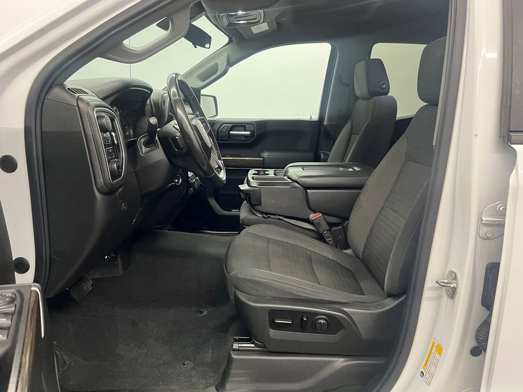 Used 2020 Chevrolet Silverado 1500 LT w/ All-Star Edition image 4