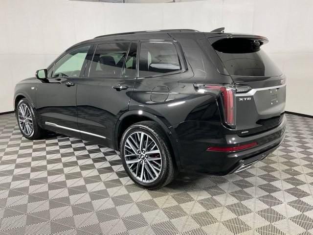 Used 2024 Cadillac XT6 Sport w/ Platinum Package AWD/4WD image 4
