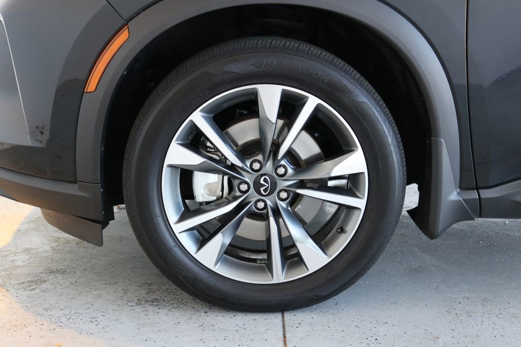 Certified 2025 INFINITI QX60 Luxe w/ Vision Package image 44