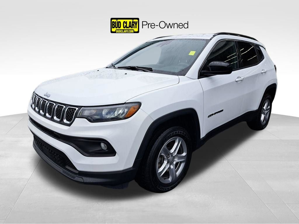 Used 2023 Jeep Compass Latitude image 1
