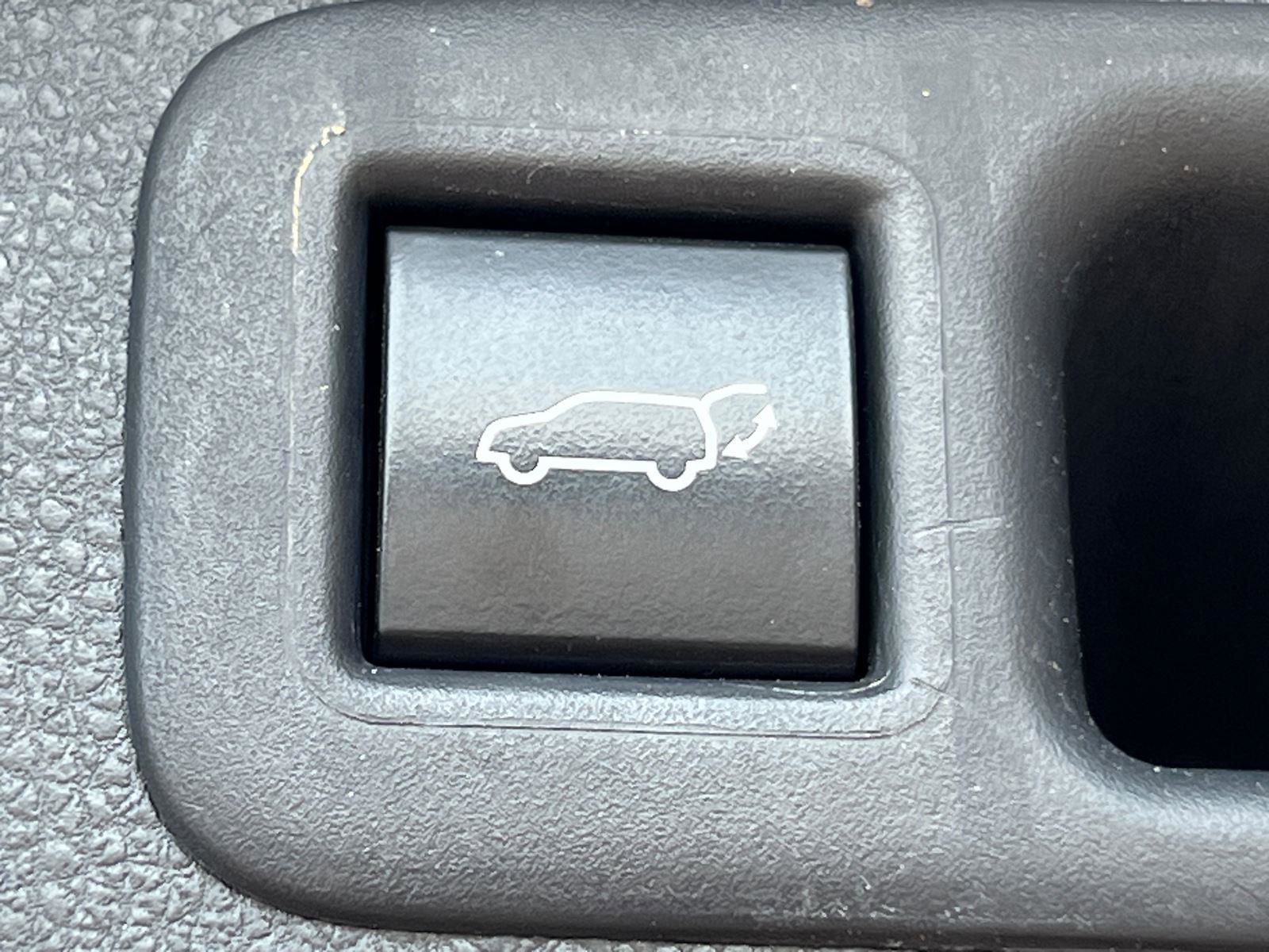 Used 2022 Toyota Highlander Limited image 20