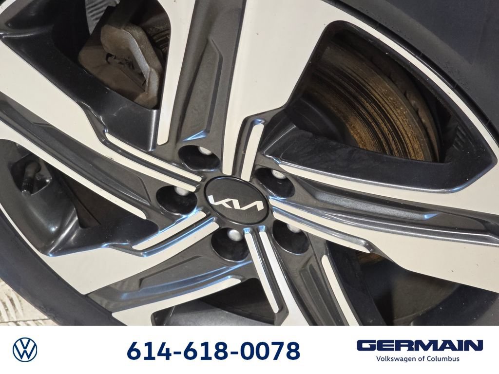 Used 2022 Kia Sorento EX w/ Panoramic Sunroof Package AWD/4WD image 15