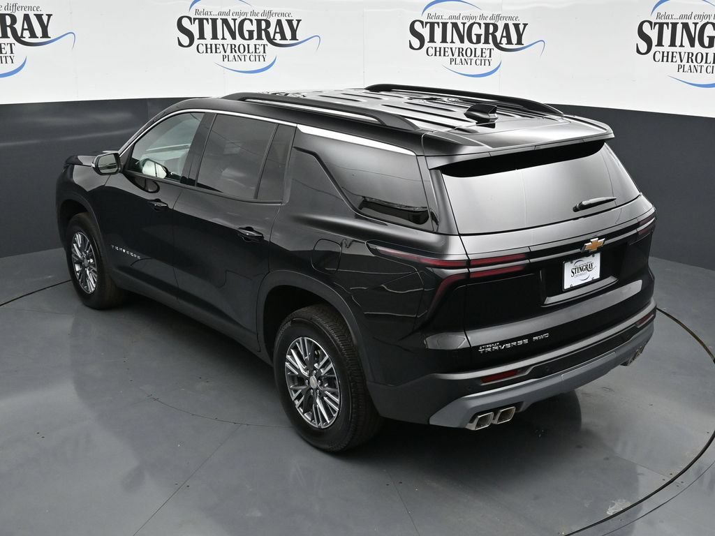 Used 2026 Chevrolet Traverse LT AWD/4WD image 13
