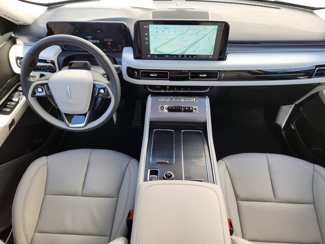 New 2026 Lincoln Aviator AWD w/ Jet Appearance Package image 11
