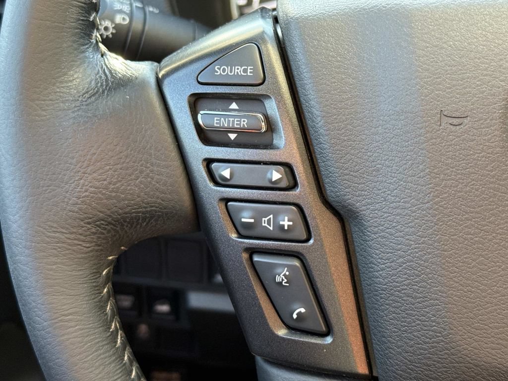 Used 2022 Nissan Frontier SV w/ Technology Package AWD/4WD image 22