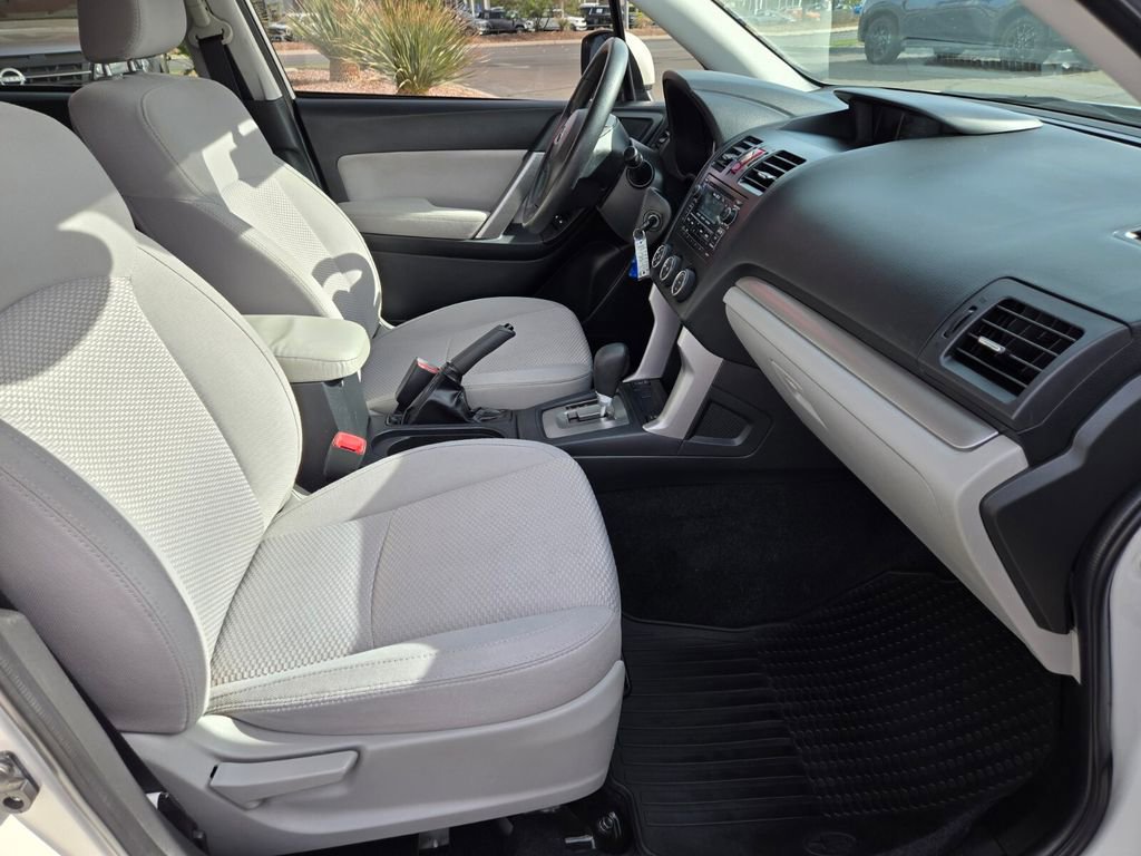 Used 2015 Subaru Forester 2.5i Premium w/ All-Weather Package AWD/4WD image 19