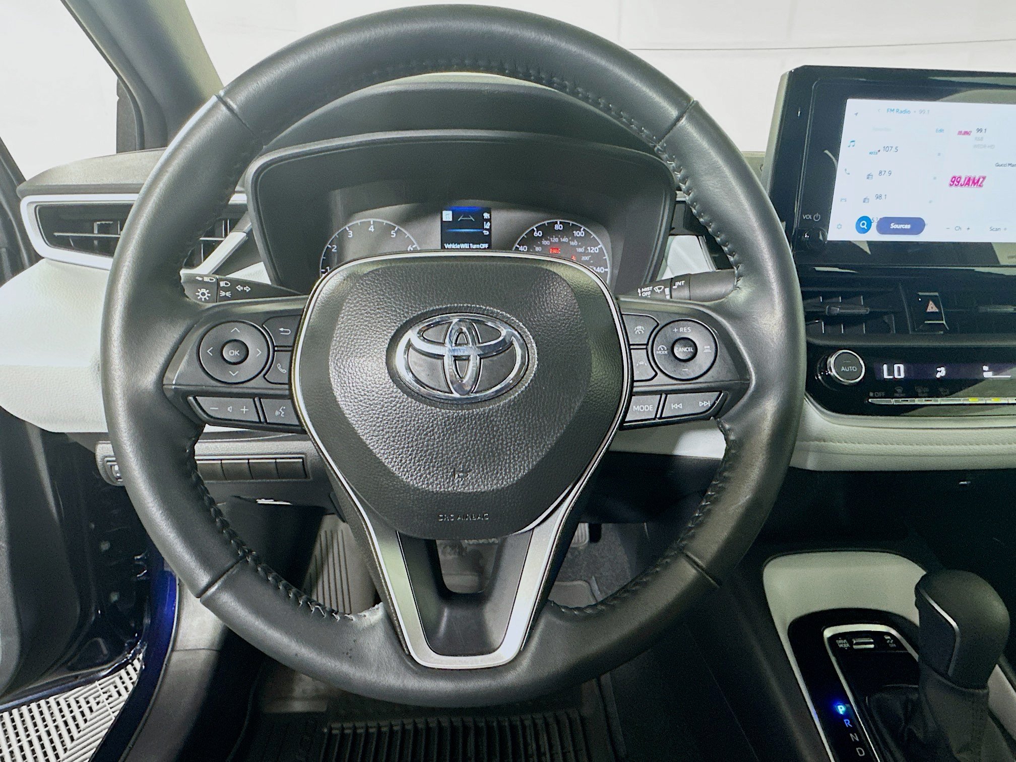 Used 2025 Toyota Corolla SE FWD image 15