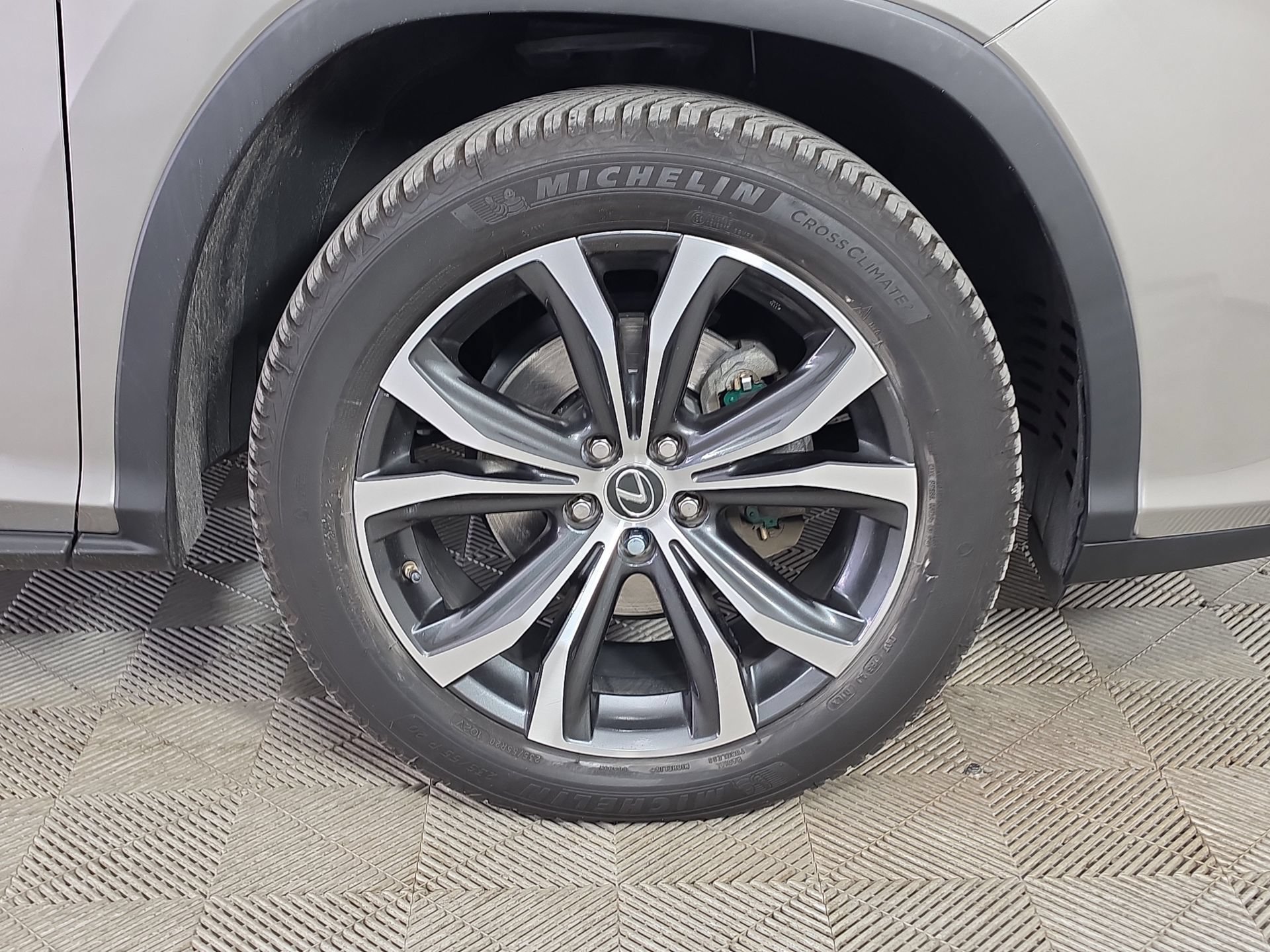 Used 2018 Lexus RX 350 FWD w/ Premium Package image 10