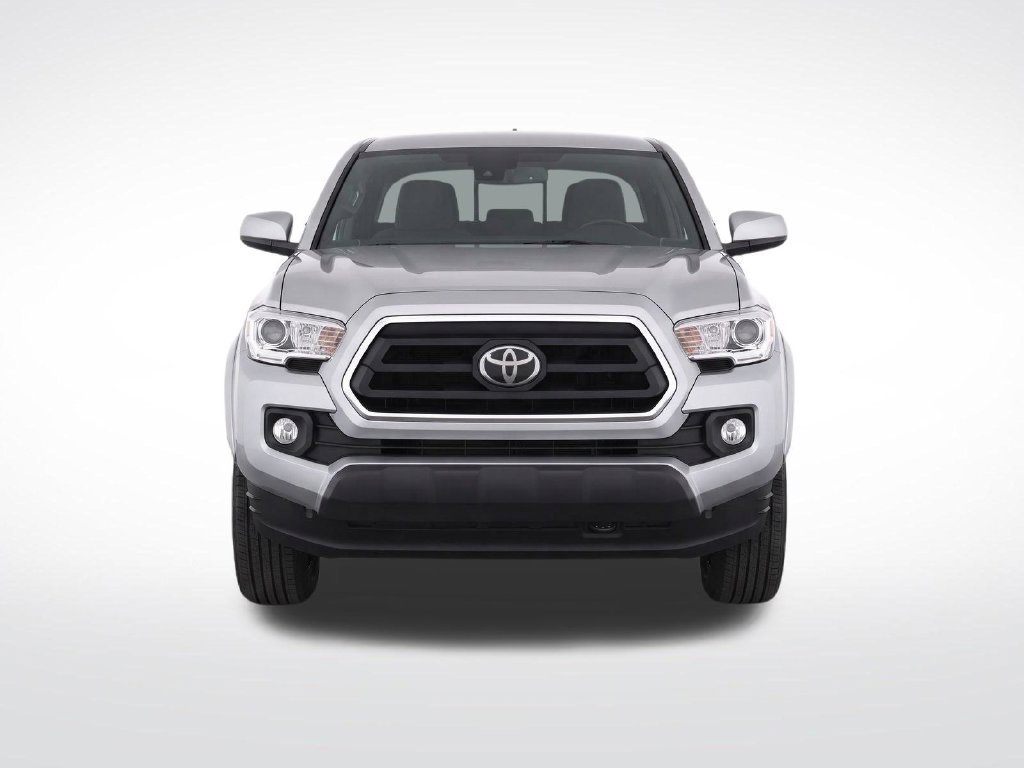 Used 2023 Toyota Tacoma SR5 RWD image 5