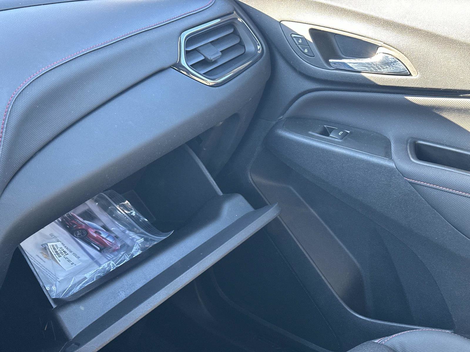 Certified 2022 Chevrolet Equinox RS image 33