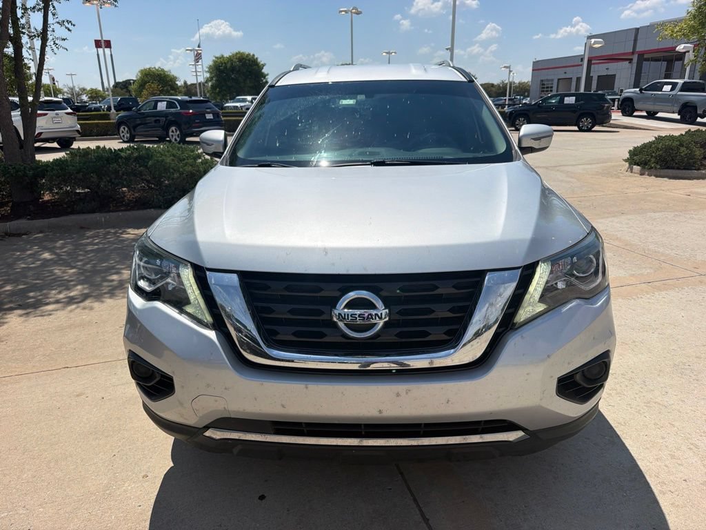 Used 2019 Nissan Pathfinder S AWD/4WD image 2