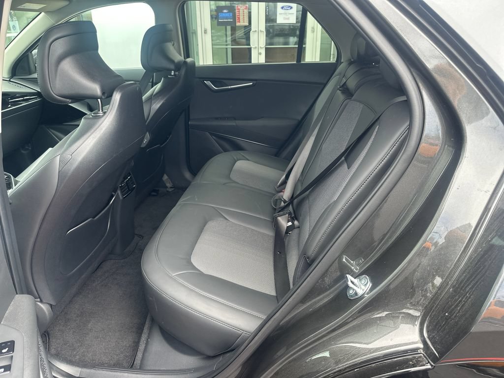 Used 2024 Kia Niro Wind w/ Wind Preserve Package FWD image 22
