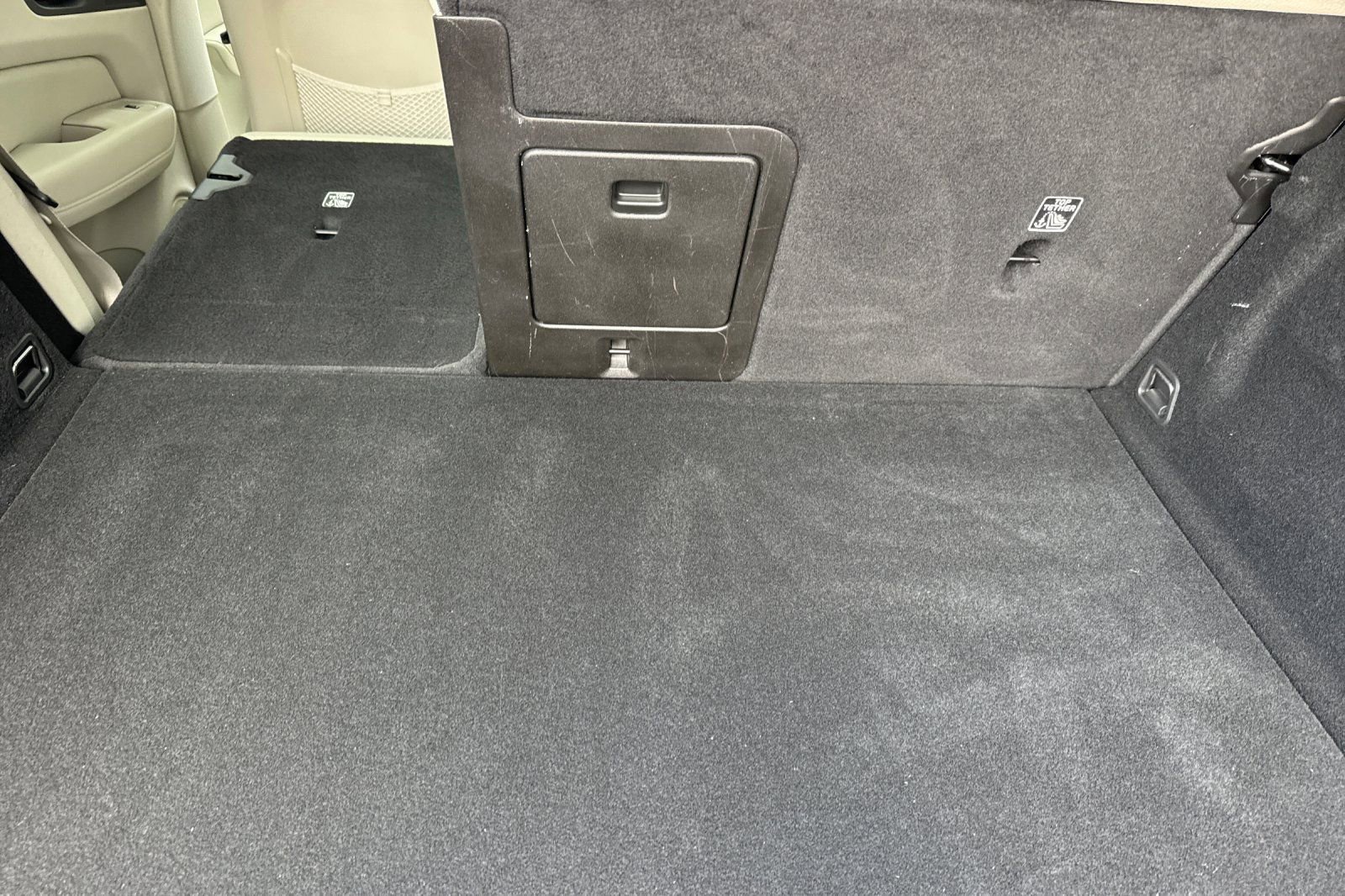 Used 2023 Volvo XC60 B5 Plus image 16