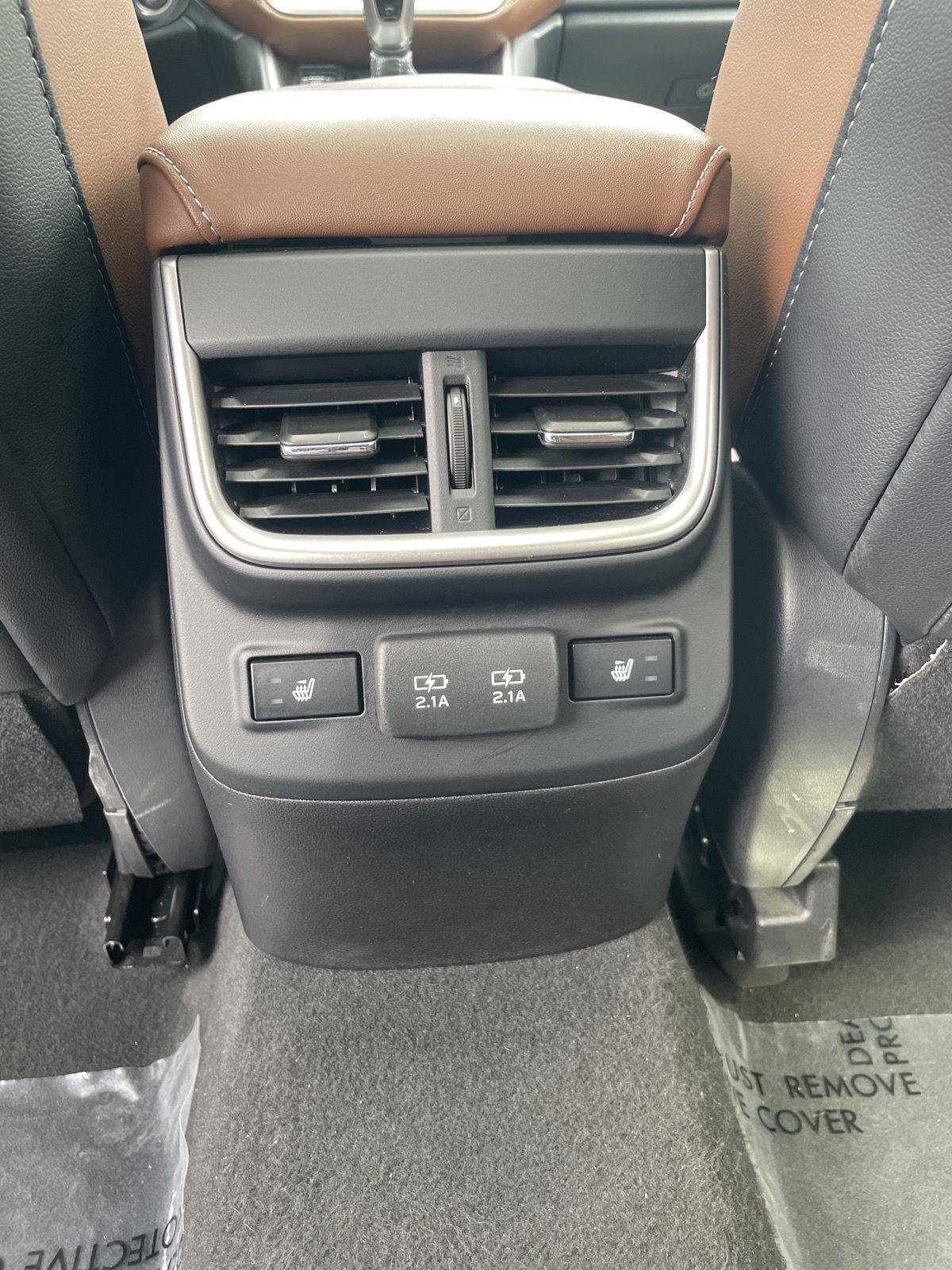 Used 2020 Subaru Outback Touring AWD/4WD image 26