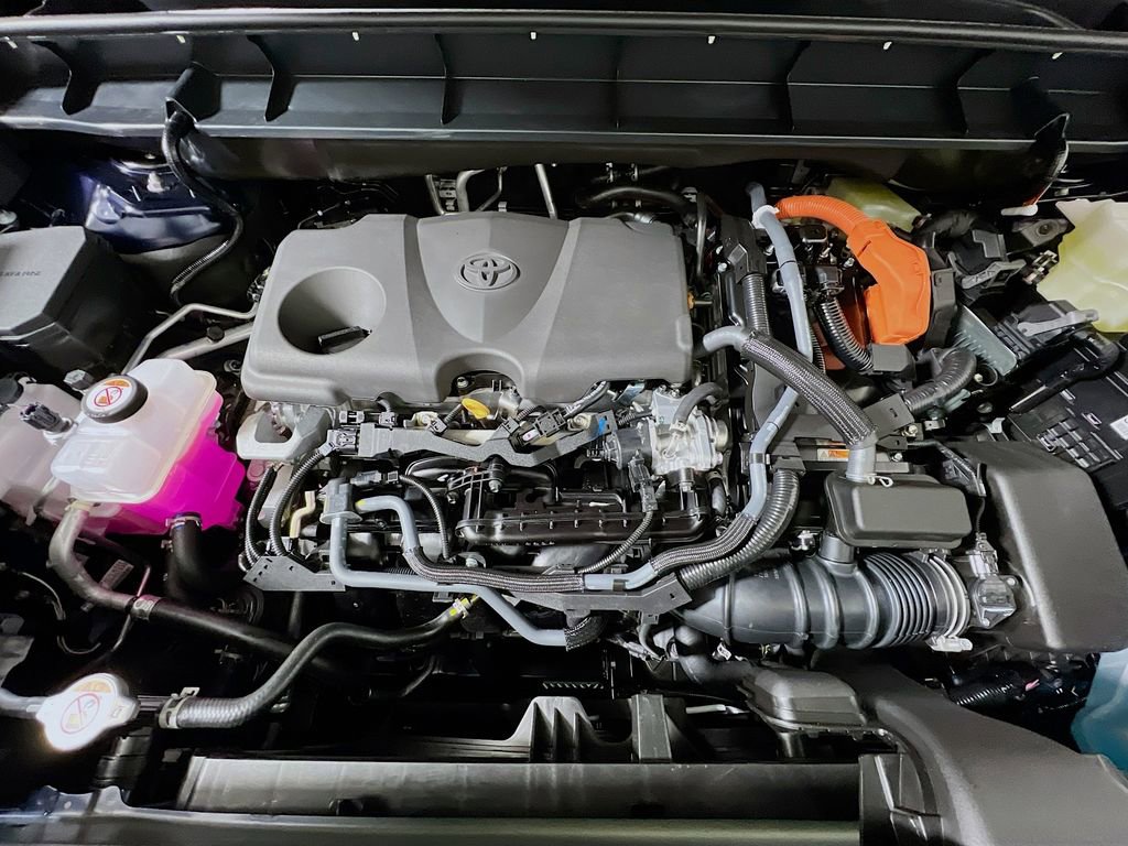 Certified 2026 Toyota Highlander Platinum image 28