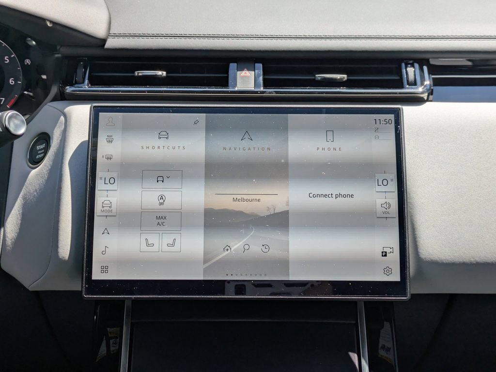 New 2026 Land Rover Range Rover Velar Dynamic SE AWD/4WD image 20
