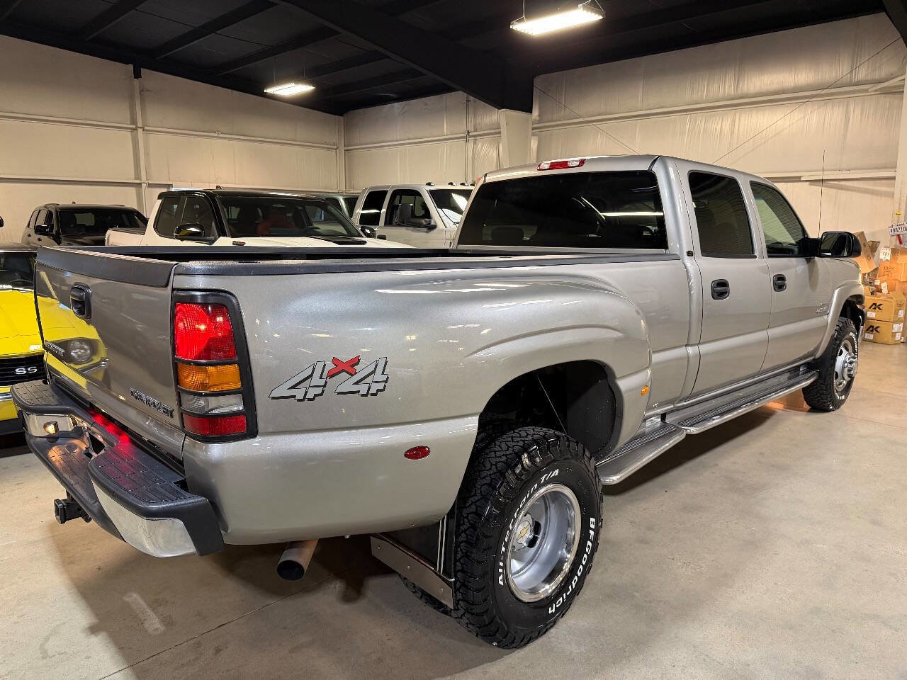 Used 2003 Chevrolet Silverado 3500 LT w/ Skid Plate Package image 12