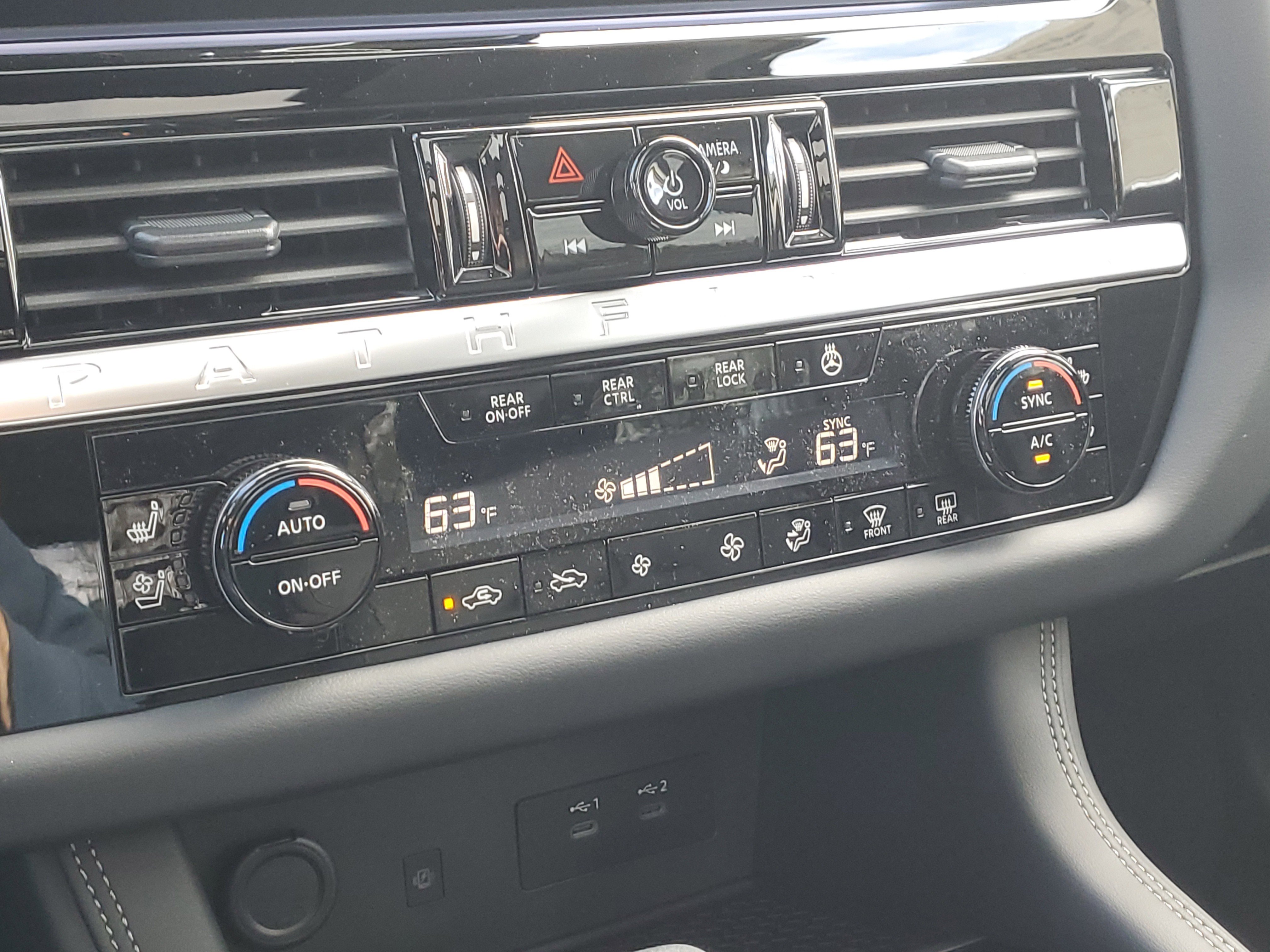 New 2026 Nissan Pathfinder Platinum image 18