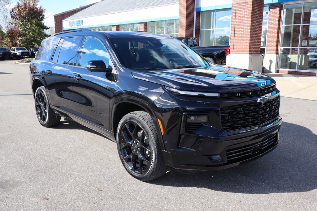 Used 2024 Chevrolet Traverse RS w/ LPO, Floor Liner Package image 4