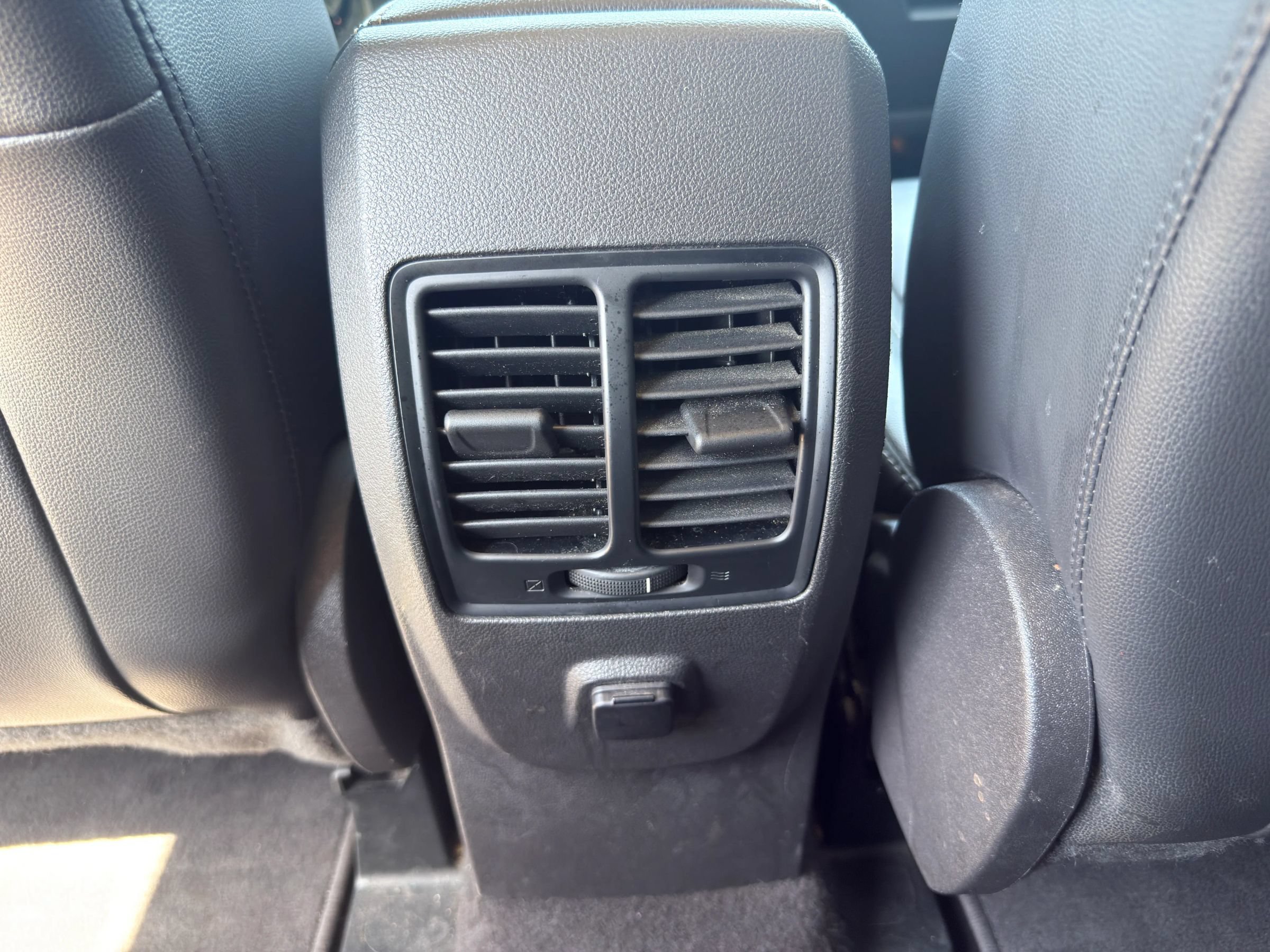 Used 2018 Ford Escape SEL AWD/4WD image 23