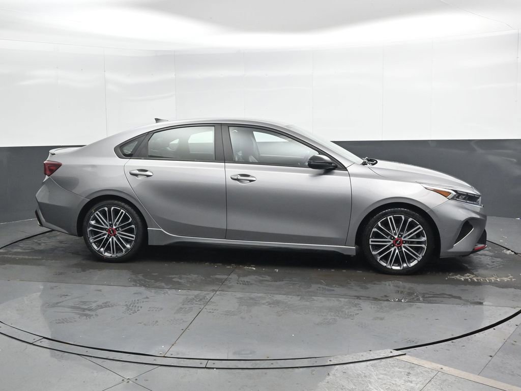 Used 2023 Kia Forte GT image 5