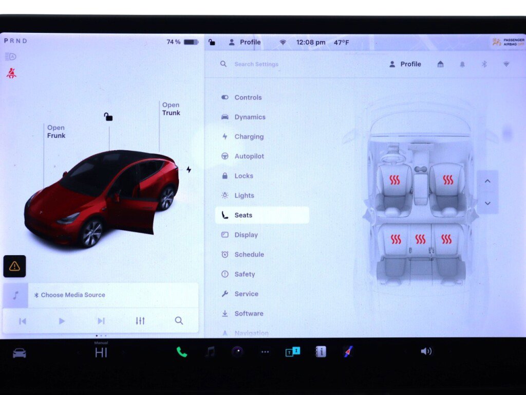 Used 2021 Tesla Model Y Long Range image 22