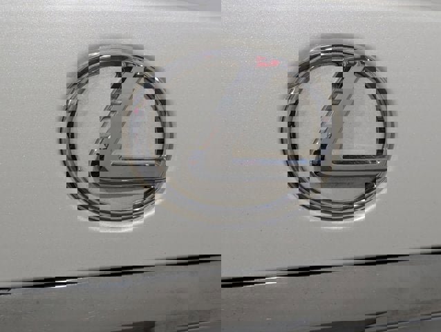 Used 2011 Lexus LS 460 AWD w/ Comfort Pkg image 58