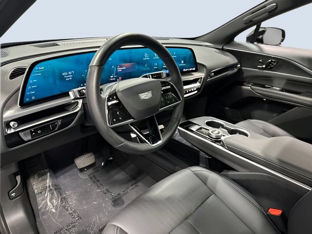 Used 2025 Cadillac Lyriq Sport w/ LPO, Floor Liner Package AWD/4WD image 13
