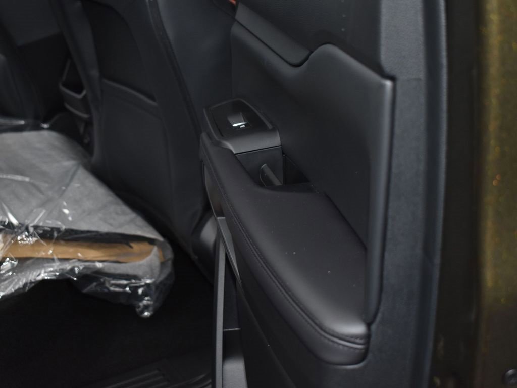 New 2025 Ford Ranger Raptor image 15