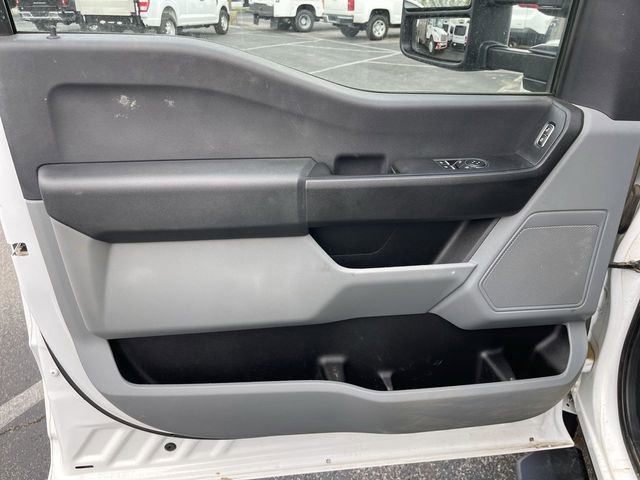 Used 2024 Ford F450 2WD Regular Cab Super Duty image 4