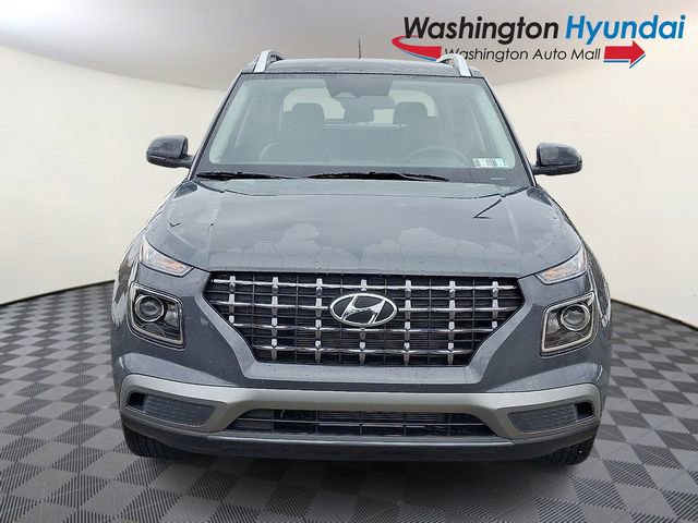 Certified 2026 Hyundai Venue SEL FWD image 2