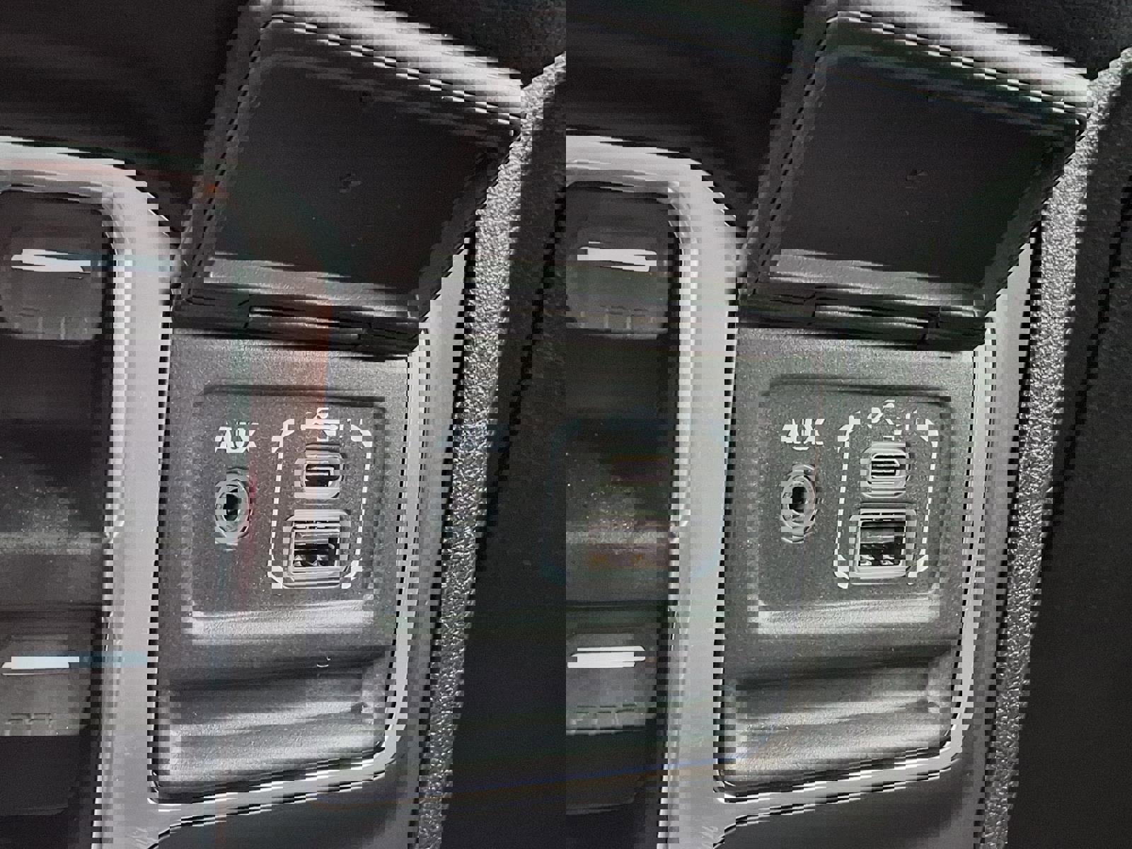 New 2026 Jeep Gladiator Mojave w/ Steel Bumper Group image 7