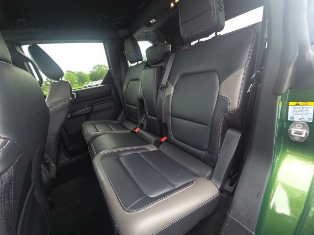 Used 2025 Ford Bronco Outer Banks w/ Sasquatch Package AWD/4WD image 16