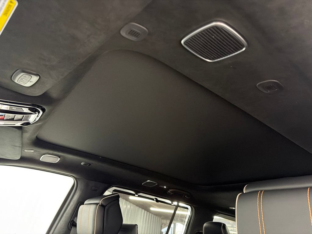 New 2026 Jeep Grand Wagoneer Summit AWD/4WD image 21