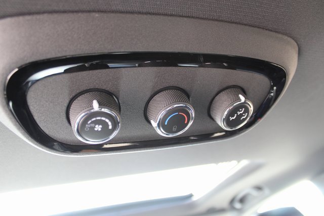 Used 2022 Dodge Durango GT image 31